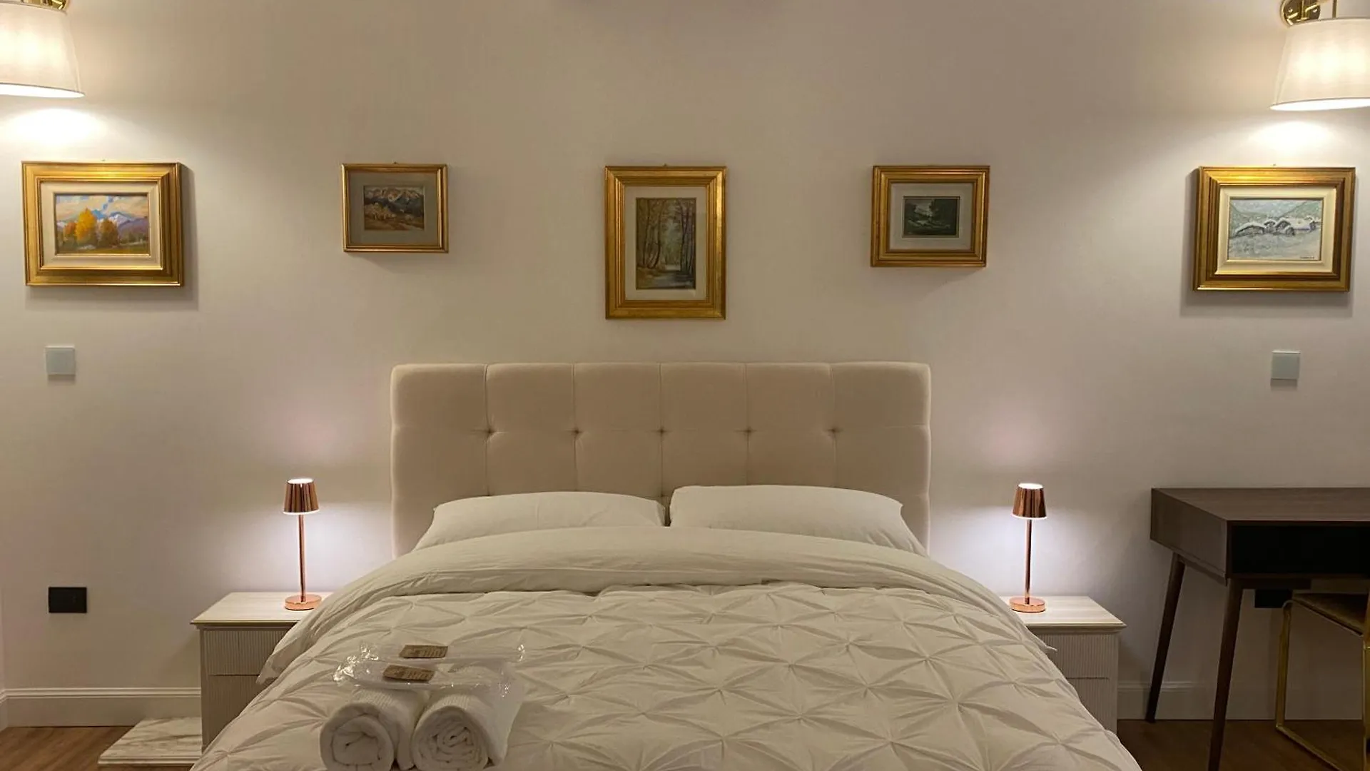 Savany B&Apartments Buscate Italy